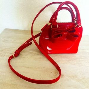Red Patent Leather Bow Tie Purse